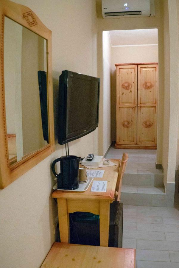Hotel L'Oleandro 빌라시미우스 외부 사진